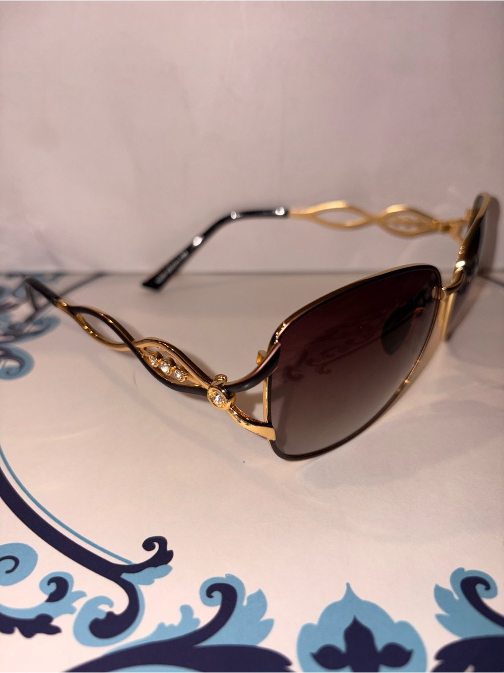 New Brown & Gold Frame Brown Gradient Women's Fashion Sunglasses
